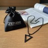 Pendentif Triangle Noir ZP0261